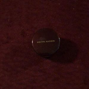Kevyn Aucoin Concealer